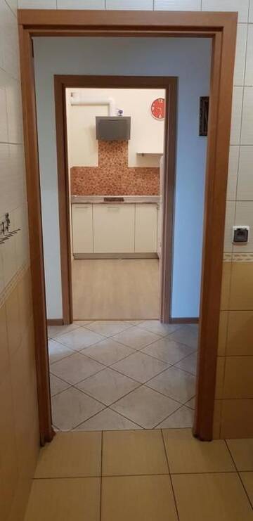 Фото номера Двухместный номер с 2 отдельными кроватями и дополнительной кроватью Хостелы Wynajem Pokoi Barka Zdzisław Barbużyński г. Orunia 13